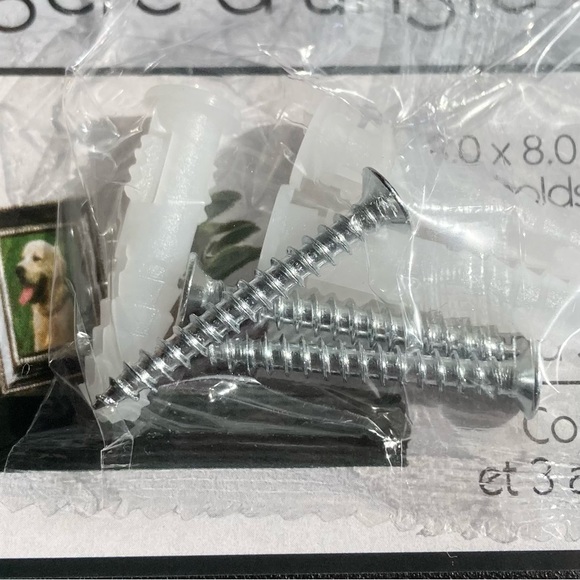 3 Corner Shelves Small Black Floating Wall Decor Shelf Plastic Holds 5 lbs 11x5” - Picture 7 of 15